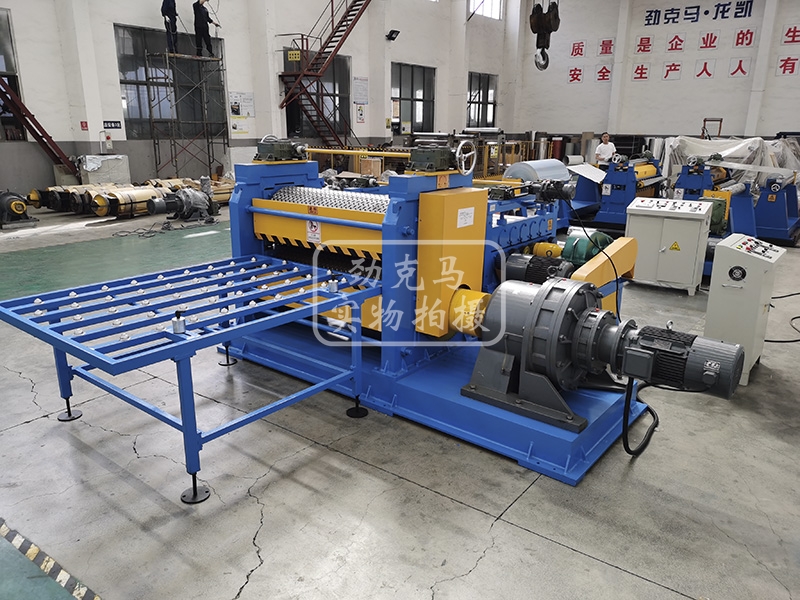 5mm防滑板压花校平生产线